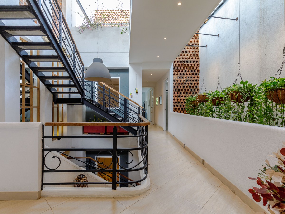 Un intrigante juego de luz y&nbsp;gravedad