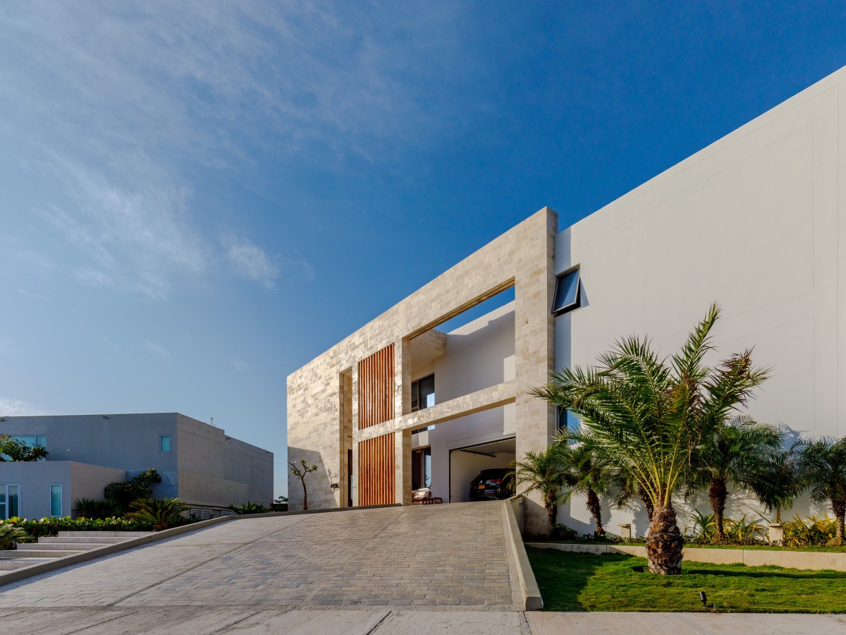 La fachada como lenguaje: Gestos arquitectónicos para leer el interior de un&nbsp;edificio